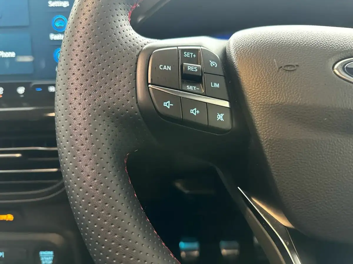 2023-ford-focus-10t-st-line-x-125ps-hatchback-big-25