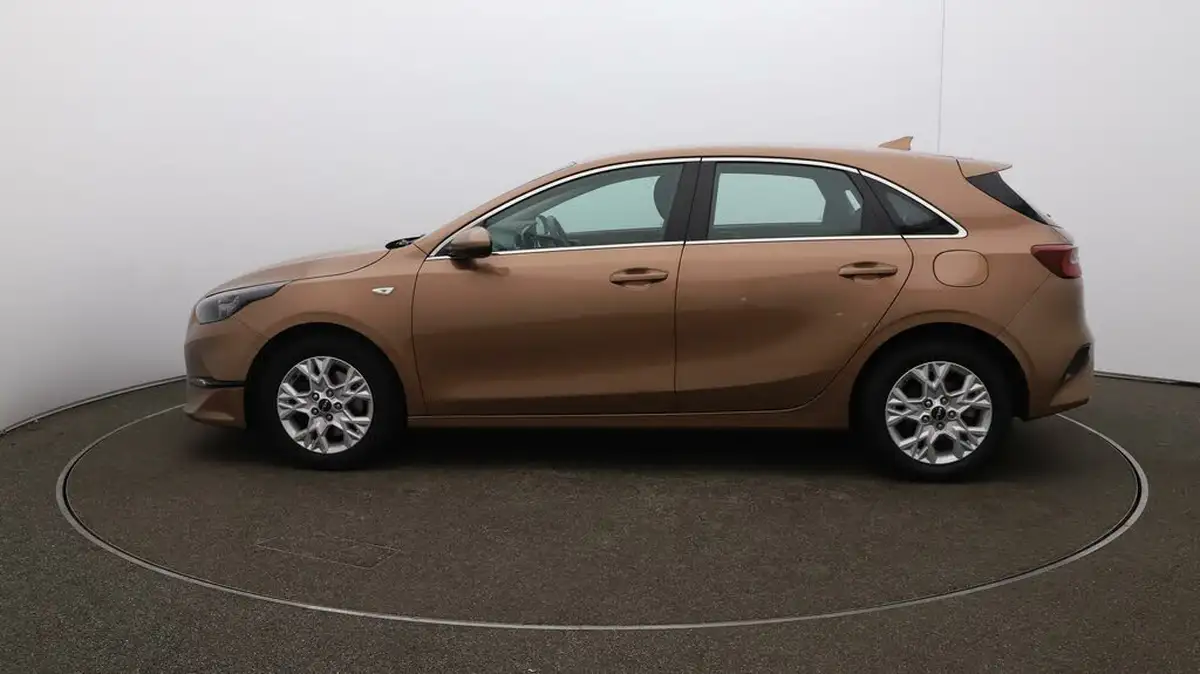 2021-kia-ceed-10-t-gdi-2-hatchback-big-62