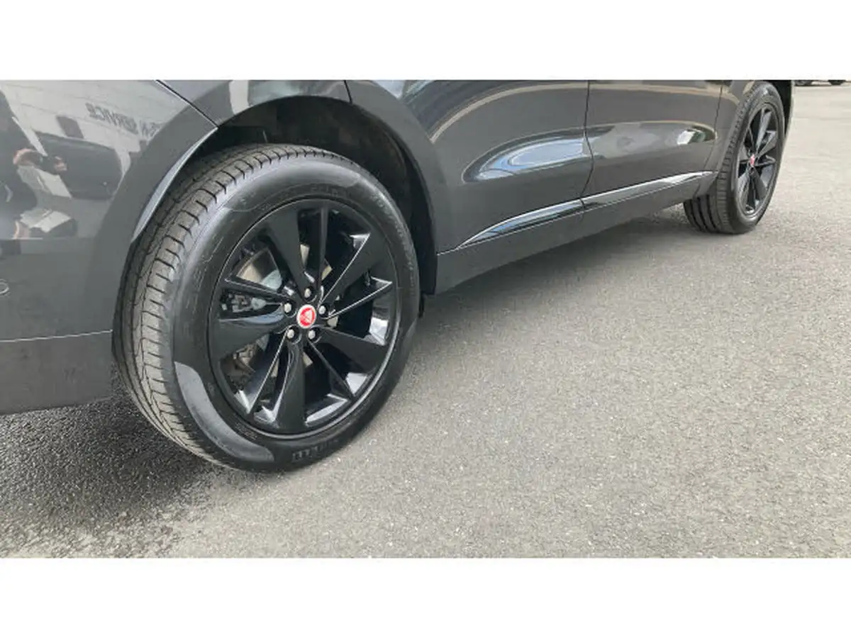 2021-jaguar-f-pace-20-d200-r-dynamic-se-mhev-big-35