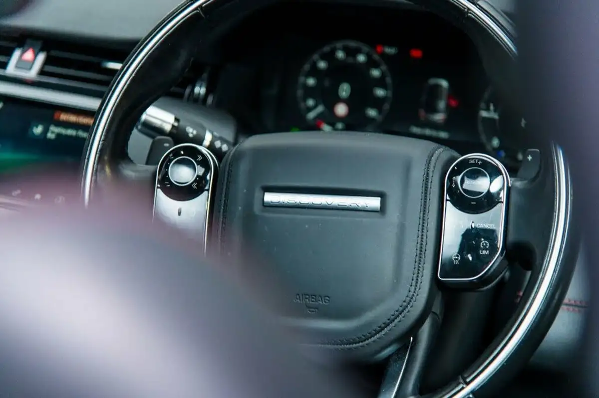 2020-land-rover-discovery-sport-20-d180-r-dynamic-hse-big-27