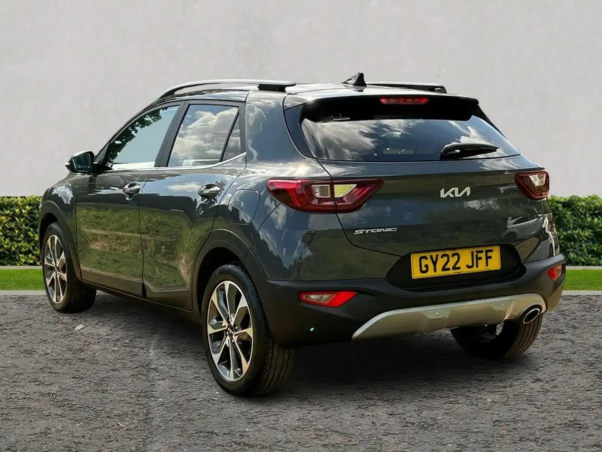 2022-kia-stonic-10-t-gdi-connect-big-4