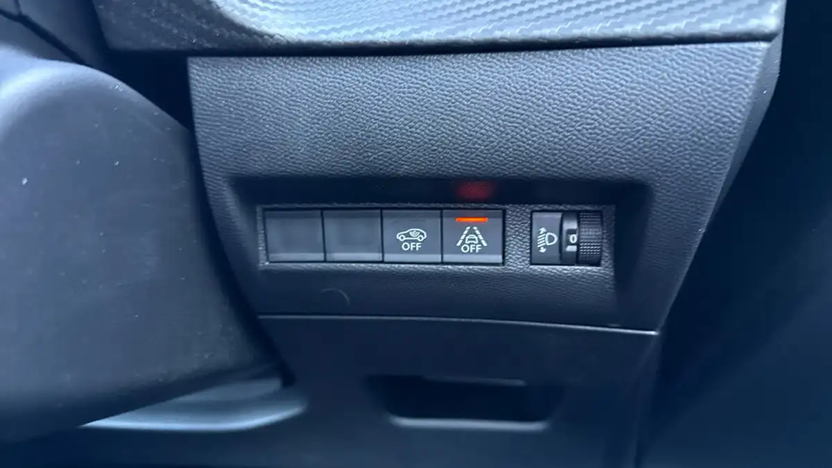 2022-peugeot-208-12-puretech-active-premium-75bhp-big-34
