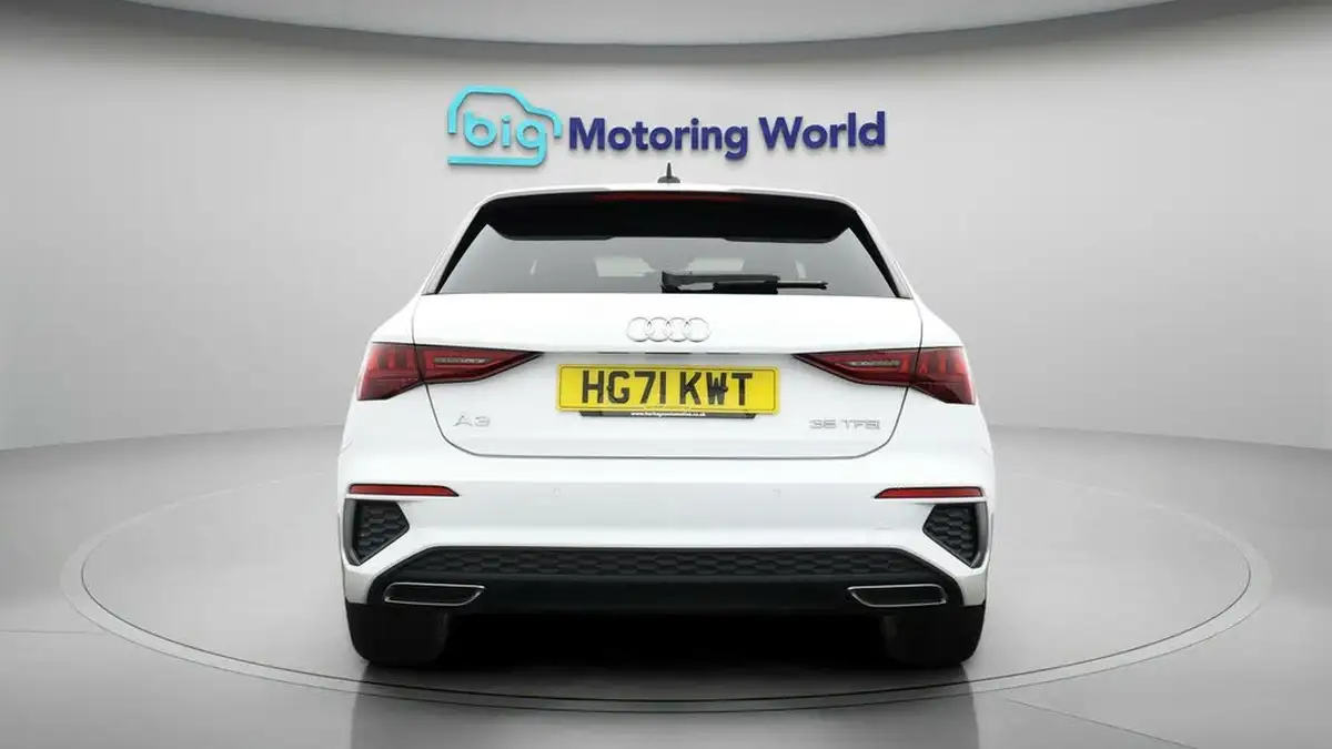 2022-audi-a3-15-35-tfsi-s-line-sportback-5d-tronic-big-5