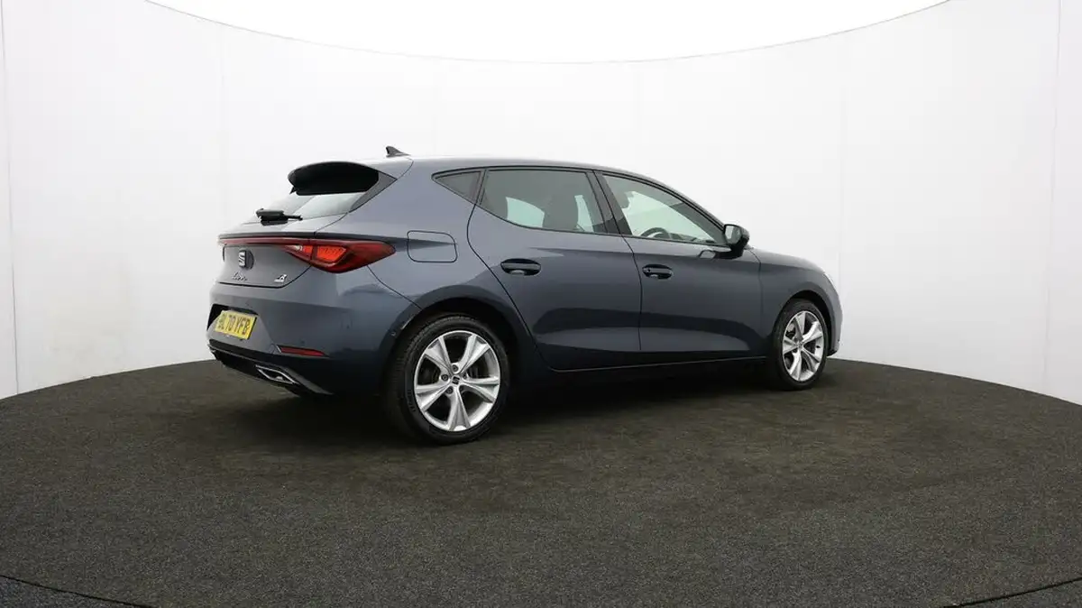2020-seat-leon-14-e-hybrid-fr-hatchback-big-34