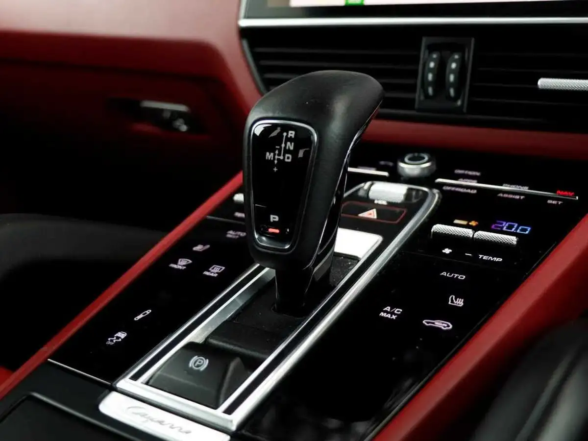 2023-porsche-cayenne-30-v6-340ps-station-wagon-big-18