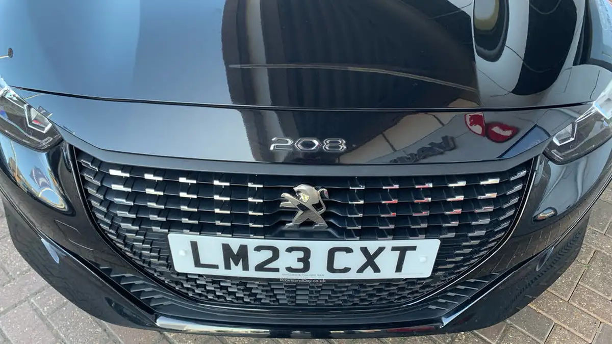 2023-peugeot-208-12-puretech-allure-premium-100ps-eat8-big-45