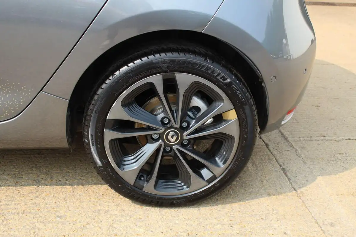 2022-renault-zoe-e-iconic-135ps-r135ze50-boost-charge-big-8