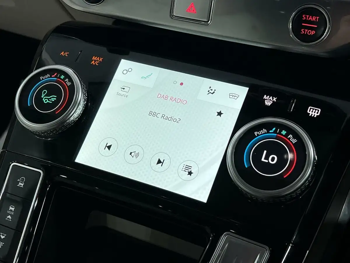 2019-jaguar-i-pace-ev400-hse-big-46