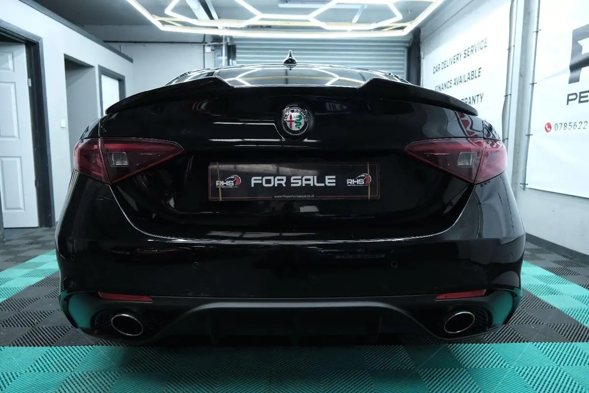 2017-alfa-romeo-giulia-22td-speciale-big-9