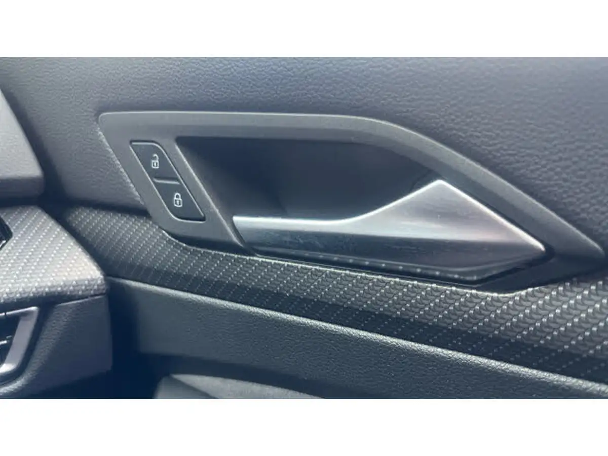 2023-volkswagen-golf-15-etsi-r-line-hatchback-big-25