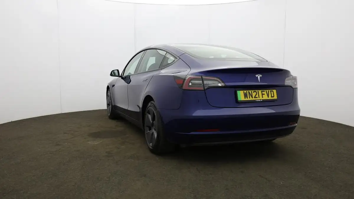 2021-tesla-model-3-e-standard-plus-big-11