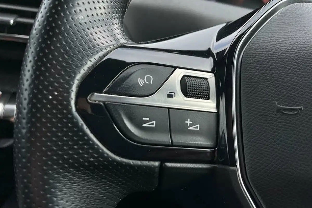 2019-peugeot-3008-suv-15-bluehdi-gt-line-big-34