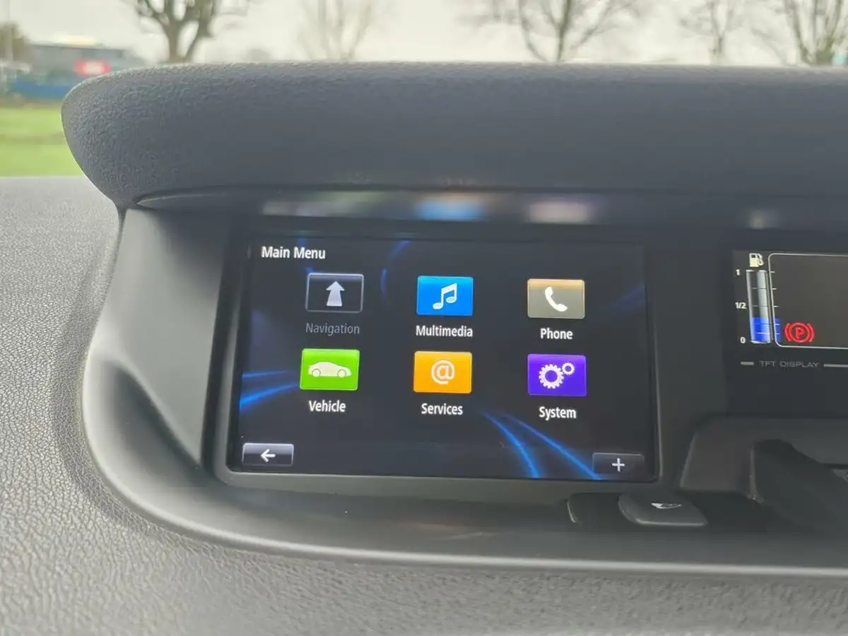 2016-renault-grand-scenic-16dci-dynamique-nav-bose-pack-1598cc-big-40