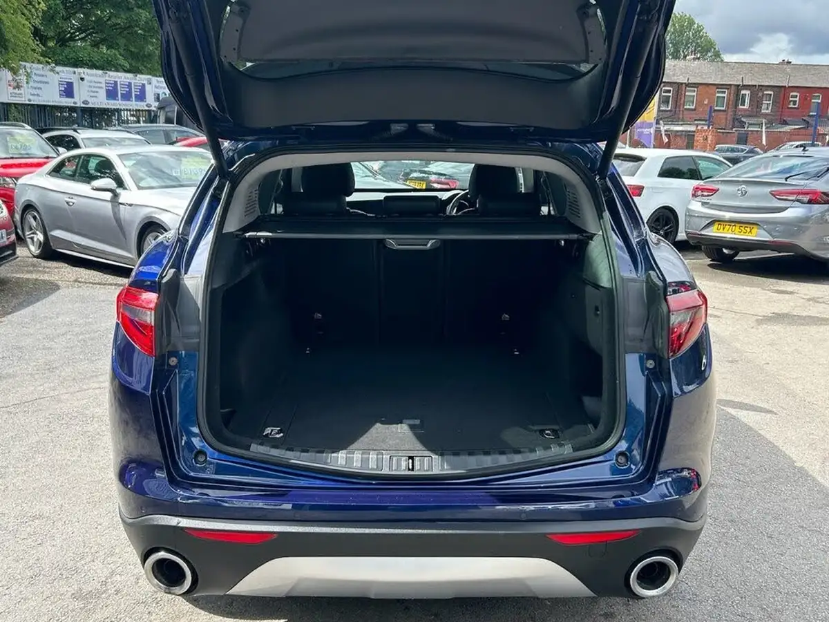 2018-alfa-romeo-stelvio-22td-speciale-207bhp-big-10