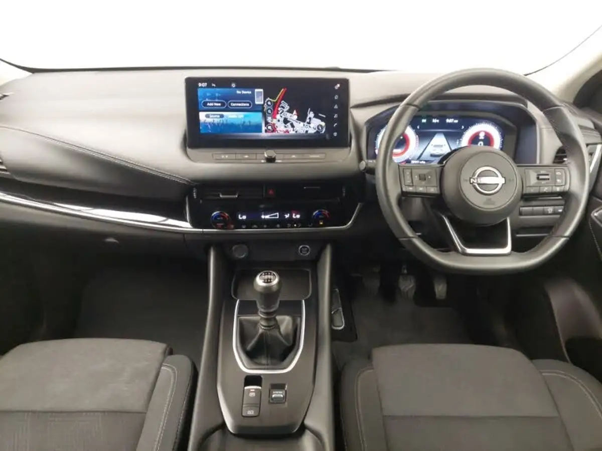 2022-nissan-qashqai-13-dig-t-n-connecta-140ps-big-2