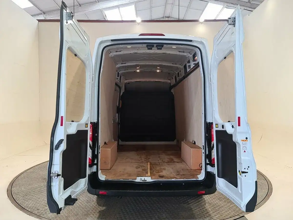 2024-ford-transit-big-18