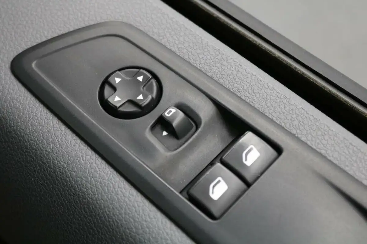 2021-peugeot-expert-e-professional-standard-75kwh-panel-big-58