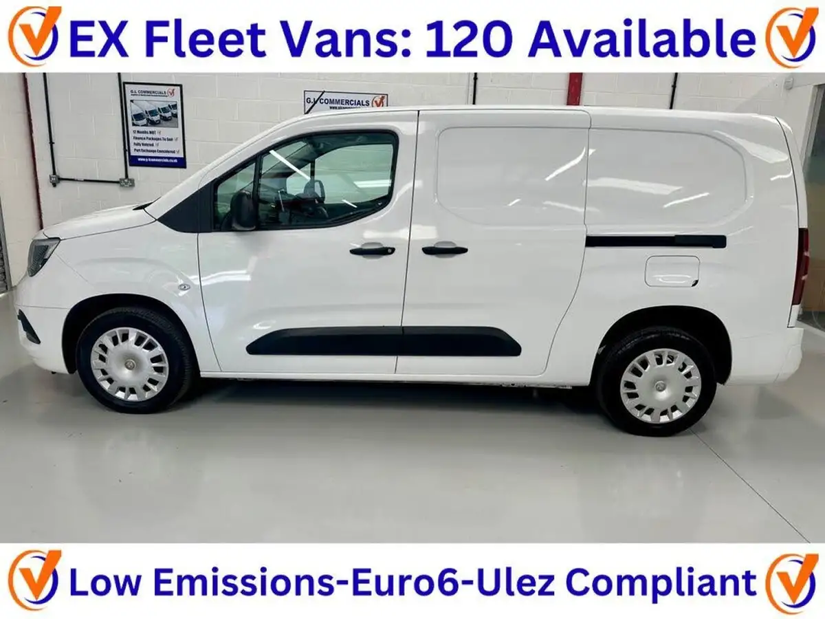 2022-vauxhall-combo-15cdti-sportive-2300-100pseu6dt-l2h1-big-0