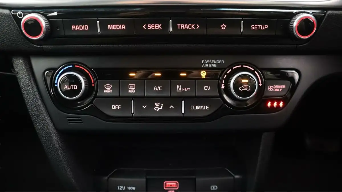 2022-kia-niro-ev-e-2-big-12