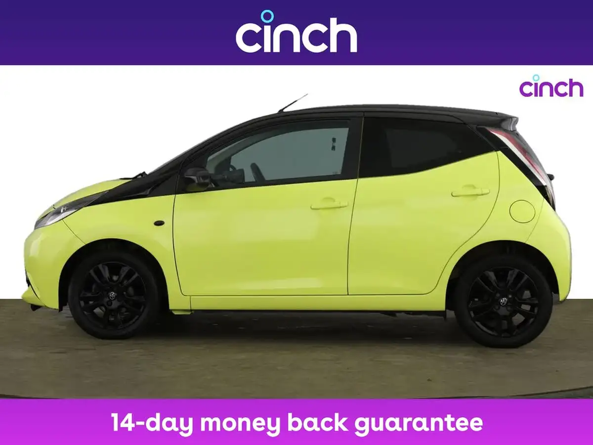 2016-toyota-aygo-10-vvt-i-x-cite-3-bi-tone-yellow-5d-big-4