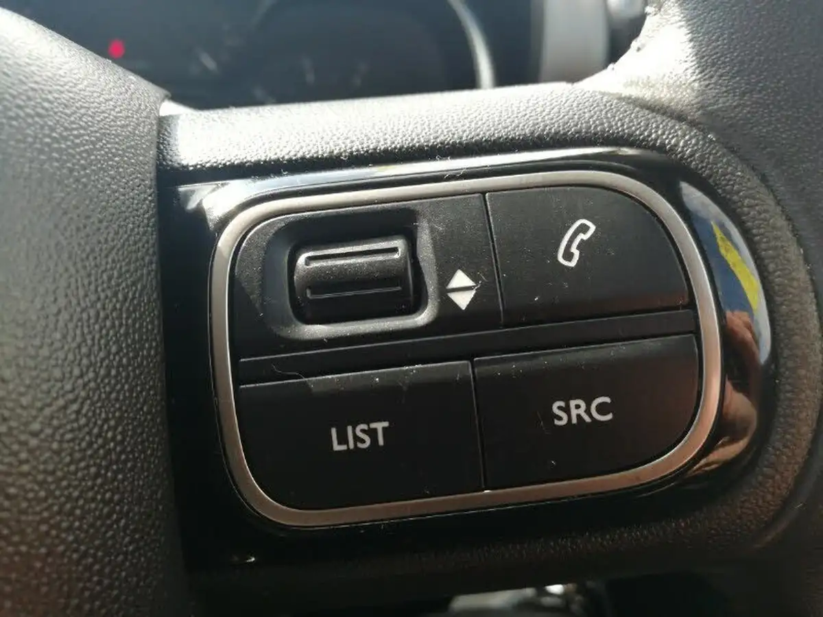 2022-citroen-c3-aircross-12-puretech-shine-110ps-big-12