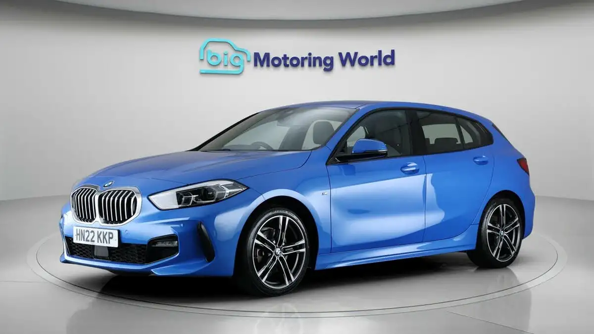 2022-bmw-1-series-15-118i-m-sport-lcp-big-3