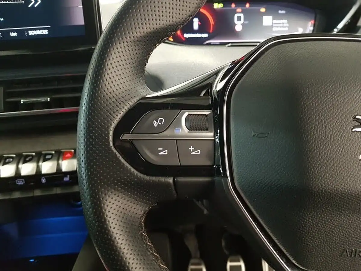 2021-peugeot-3008-suv-15-bluehdi-gt-big-15