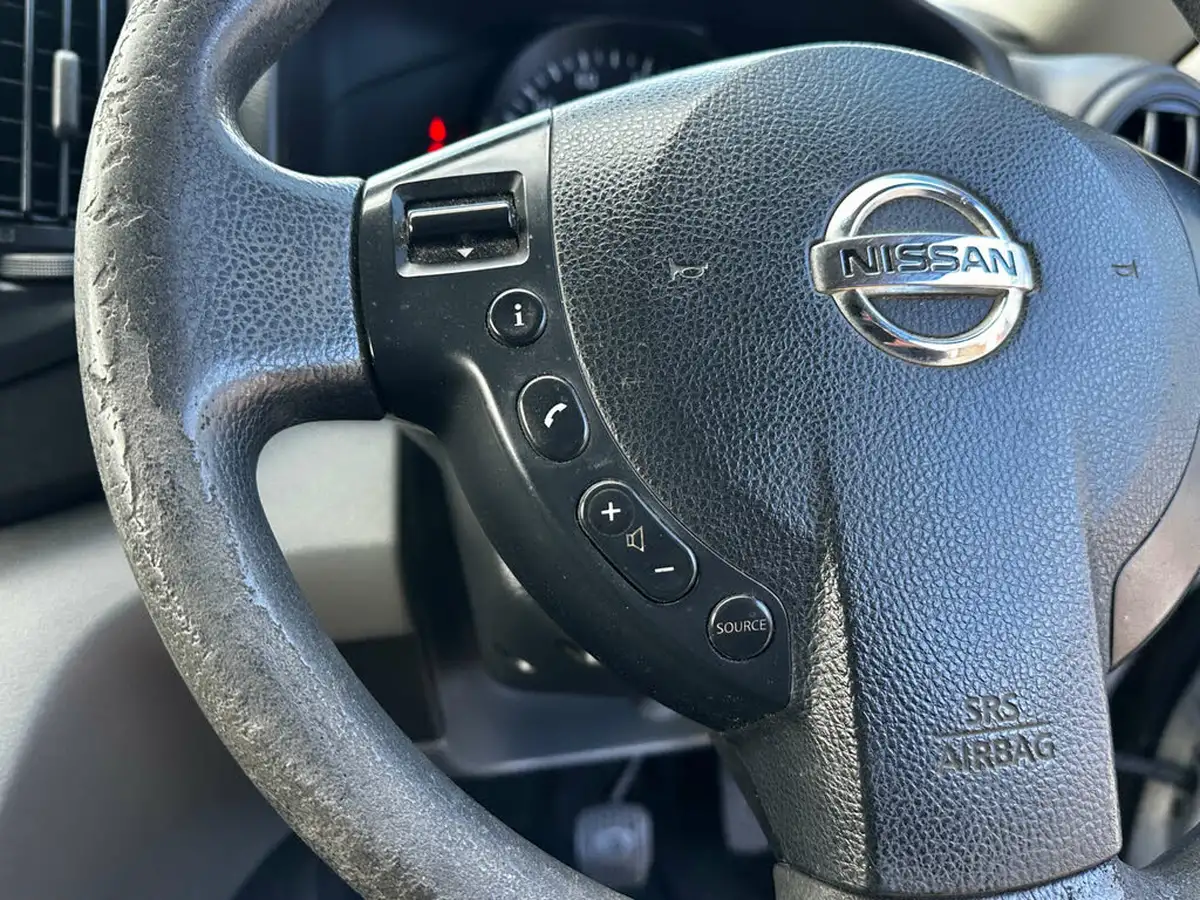 2011-nissan-nv200-15td-se-85bhp-panel-van-big-19