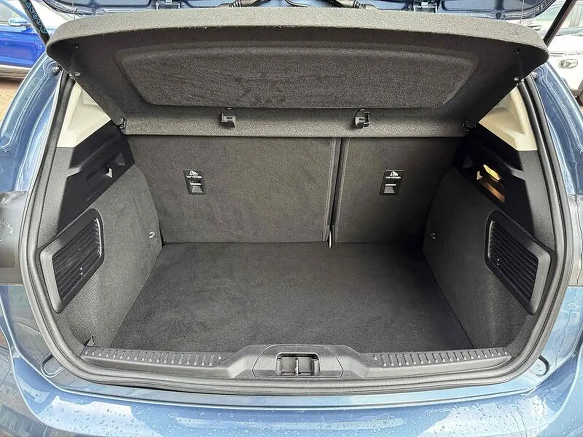 2020-ford-focus-15-active-hatchback-auto-big-34
