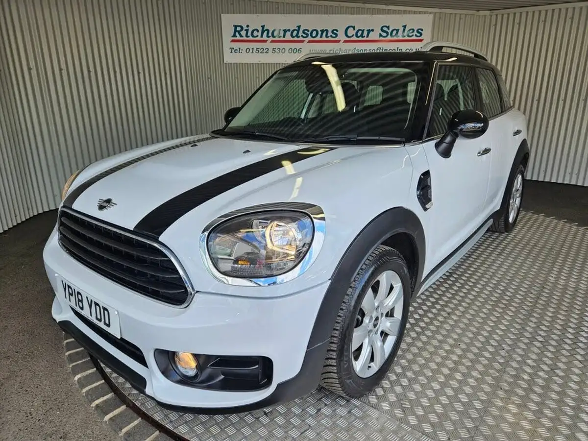 2018-mini-countryman-15-cooper-ss-big-7
