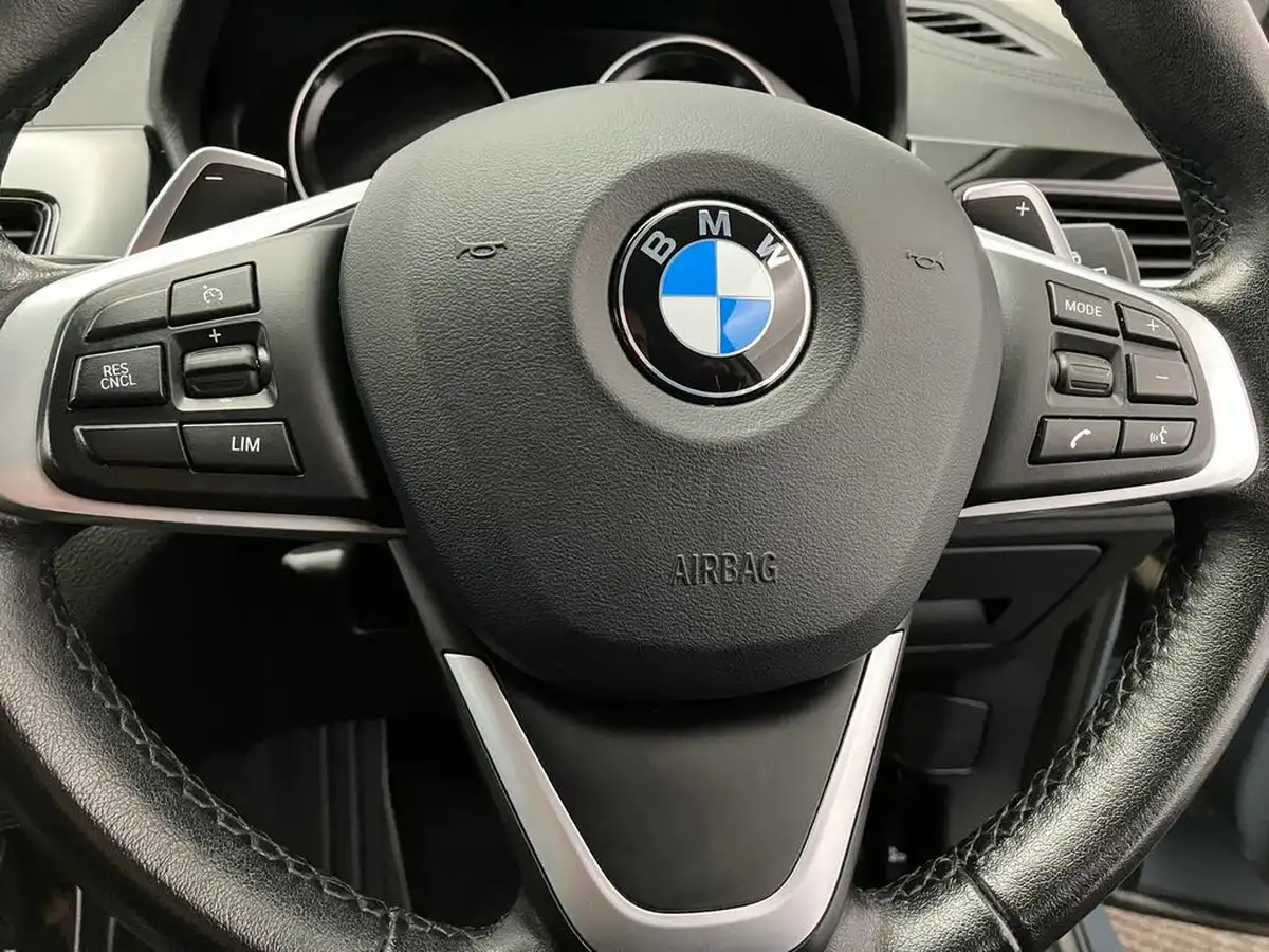 2022-bmw-x1-20td-sdrive18d-xline-sport-auto-big-18