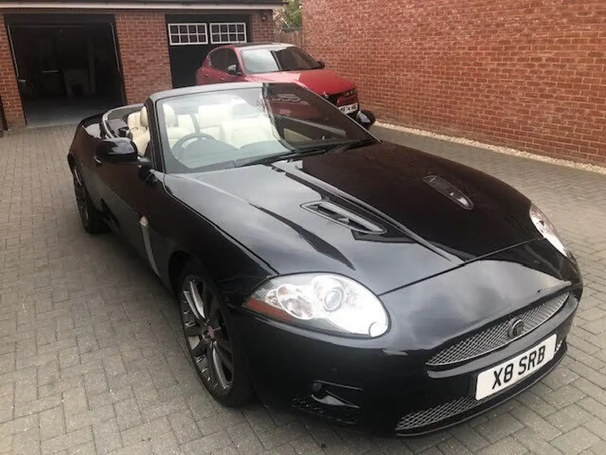 2008-jaguar-xkr-42-convertible-big-11