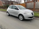 2014-chrysler-ypsilon-12-se-small-7