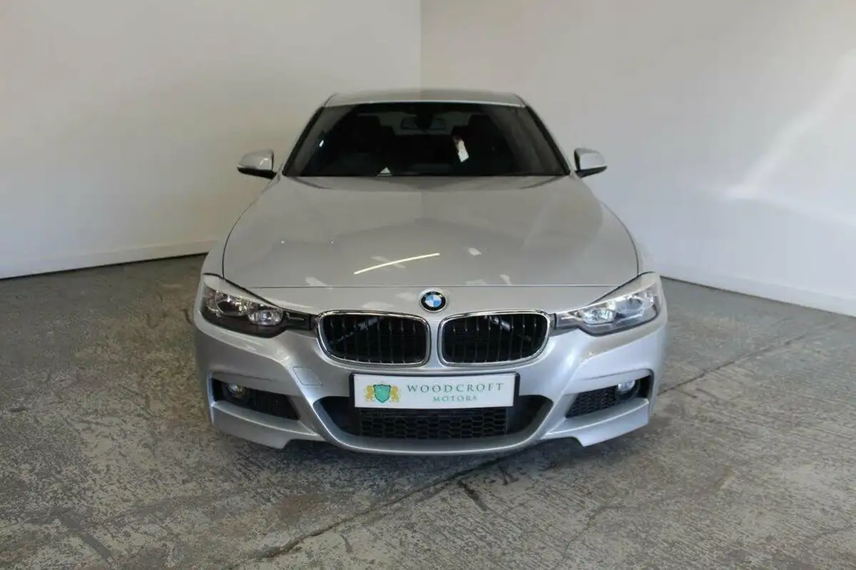 2014-bmw-3-series-20td-320d-m-sport-184bhp-blueperformance-ss-saloon-4d-big-12