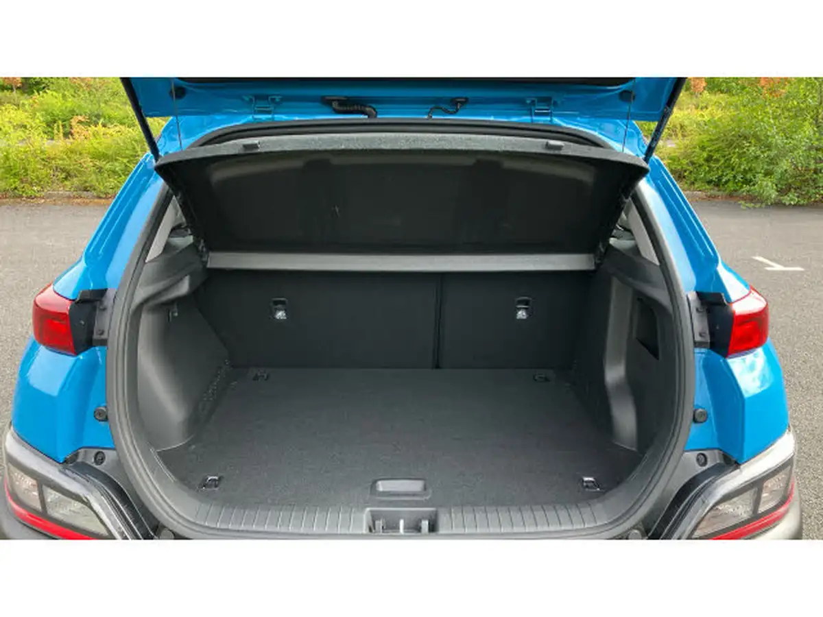 2022-hyundai-kona-16-gdi-se-connect-big-3
