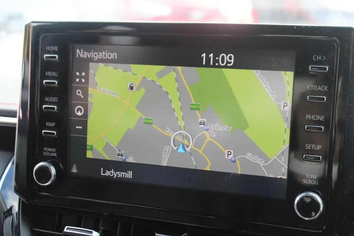 2020-toyota-corolla-20-vvt-i-excel-trk-hatchback-big-24