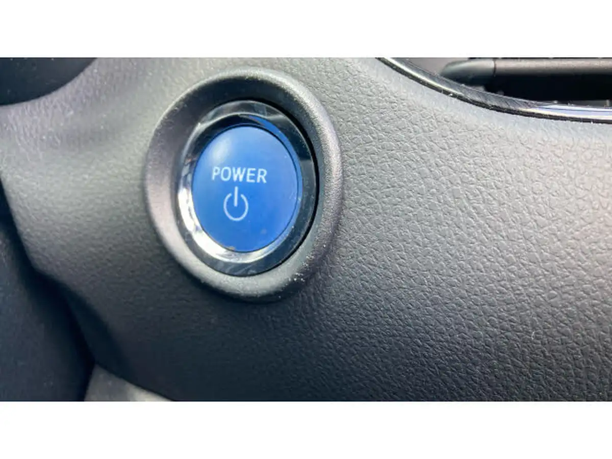 2022-toyota-c-hr-18-vvt-i-design-big-38