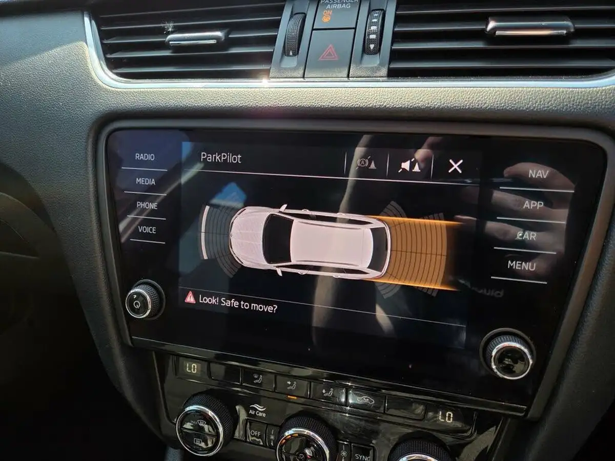 2019-skoda-octavia-10-tsi-se-technology-estate-dsg-big-31