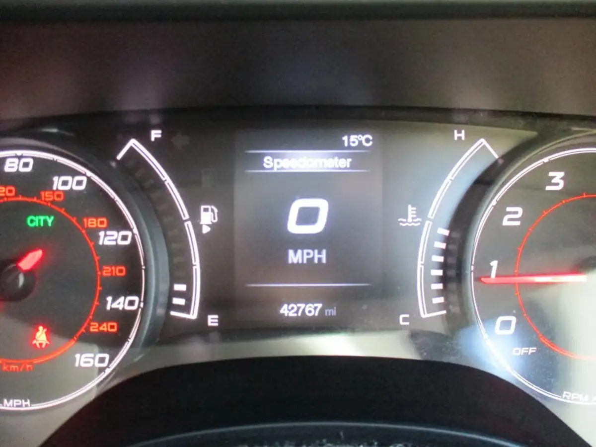 2017-fiat-tipo-14-easy-plus-hatchback-big-35