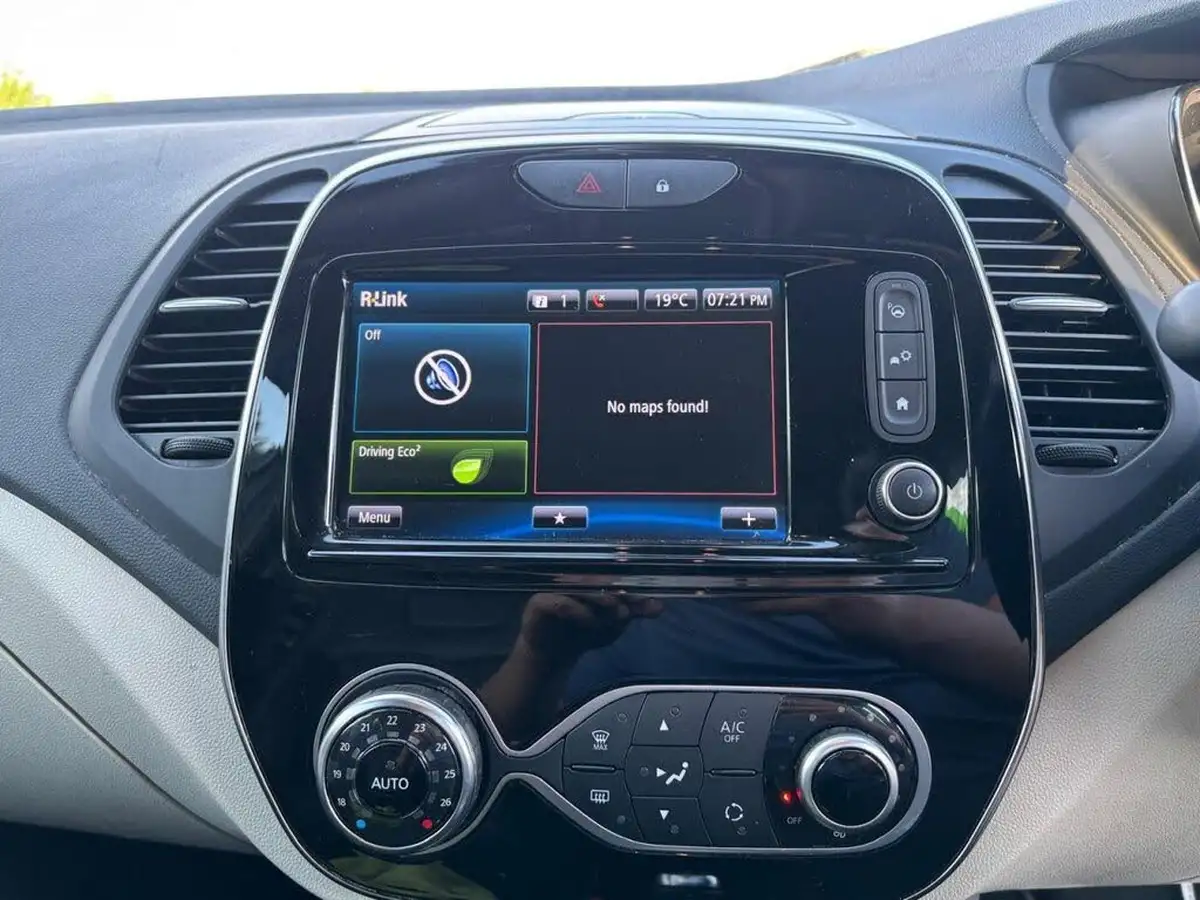 2020-renault-captur-09-tce-gt-line-big-25