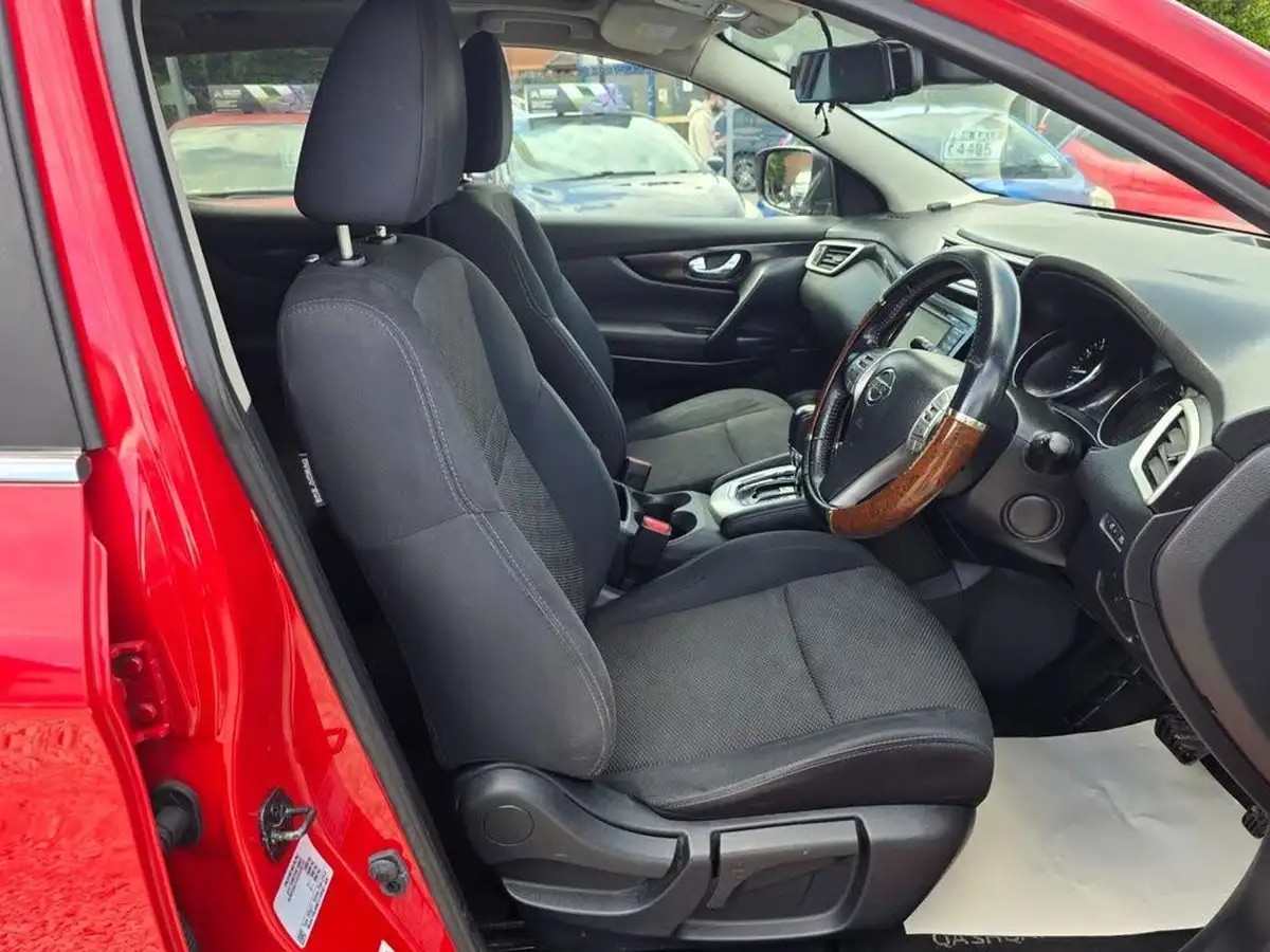 2015-nissan-qashqai-12-n-tec-xtronic-cvt-big-15