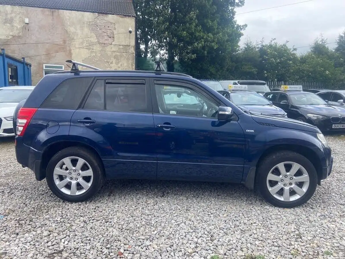 2010-suzuki-grand-vitara-19td-sz5-big-7