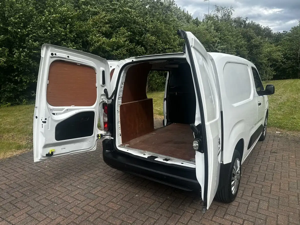2021-peugeot-partner-15-bluehdi-1000-professional-premium-100pseu6d-big-10