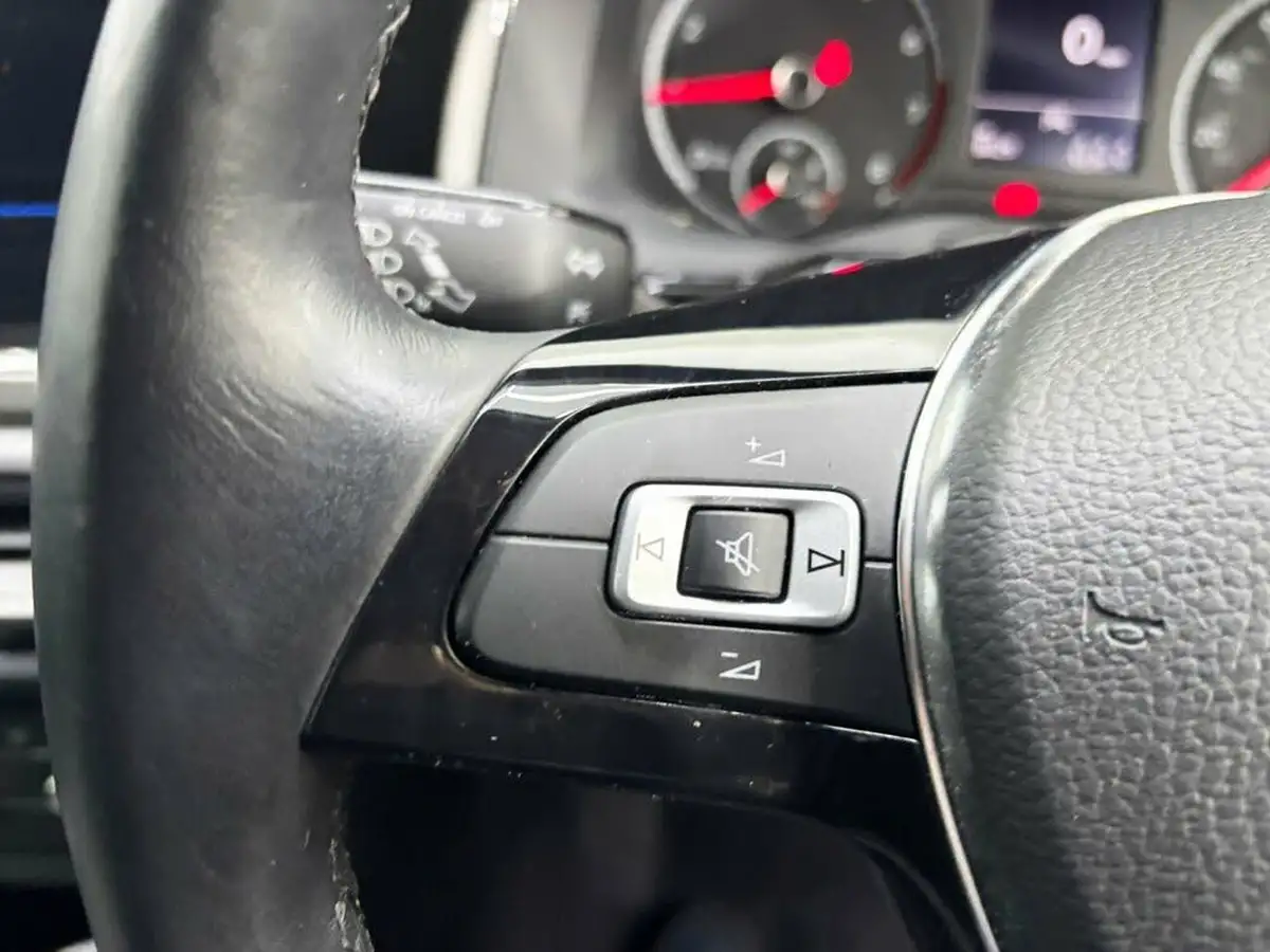 2021-volkswagen-polo-10-match-big-22