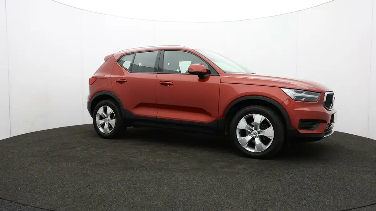 2020-volvo-xc40-20td-d3-momentum-geartronic-big-43