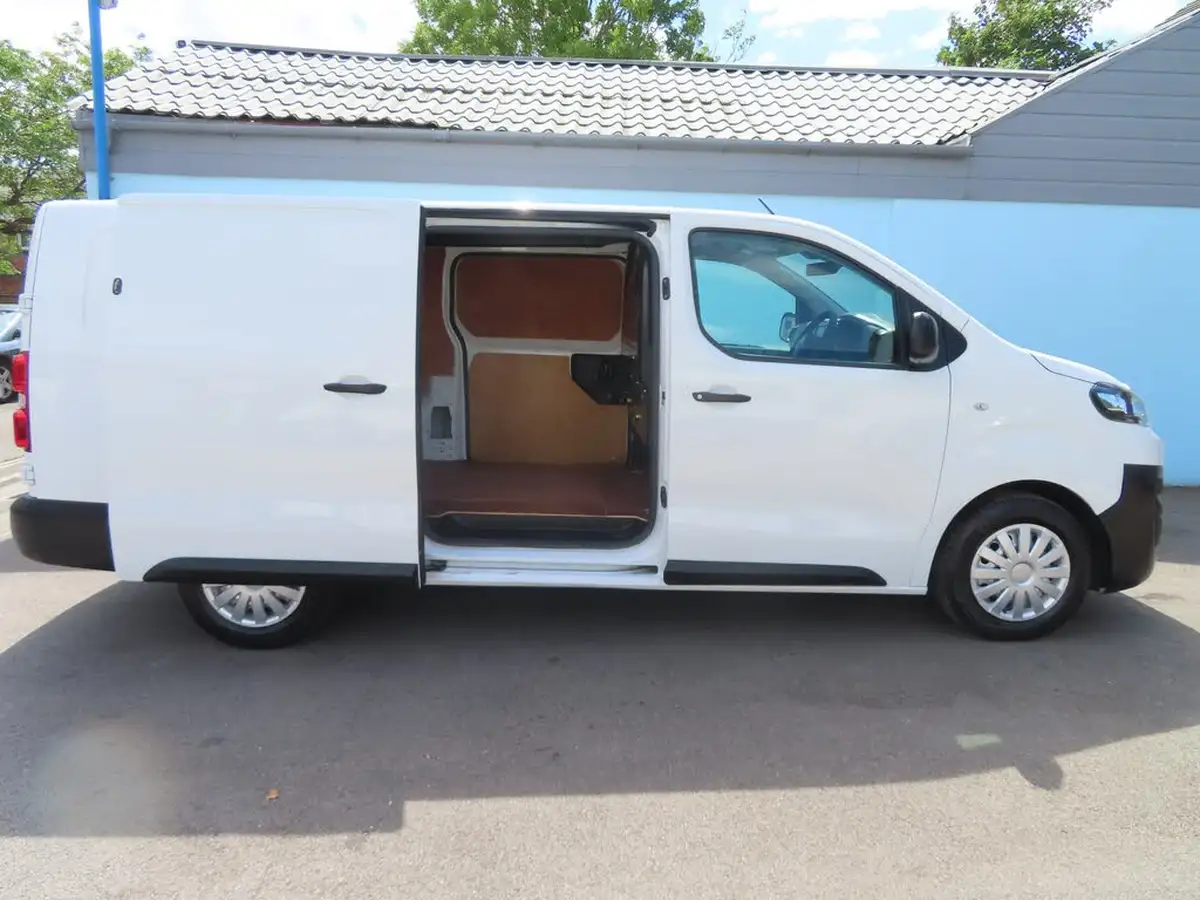 2020-citroen-dispatch-20bluehdi-enterprise-xl-1400-120pseu6d-ss-panel-big-14