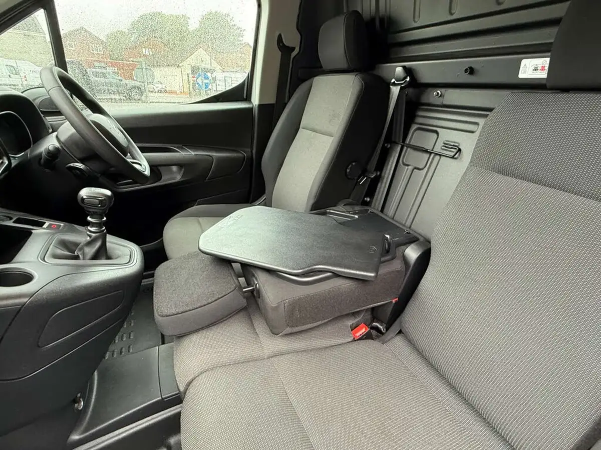 2023-citroen-berlingo-15-bluehdi-1000-enterprise-edition-100pseu6d-big-15