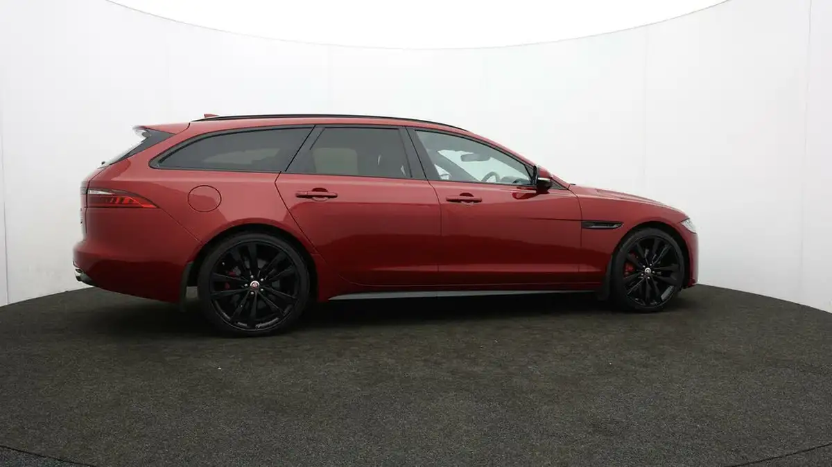 2019-jaguar-xf-30td-sportbrake-5d-big-41