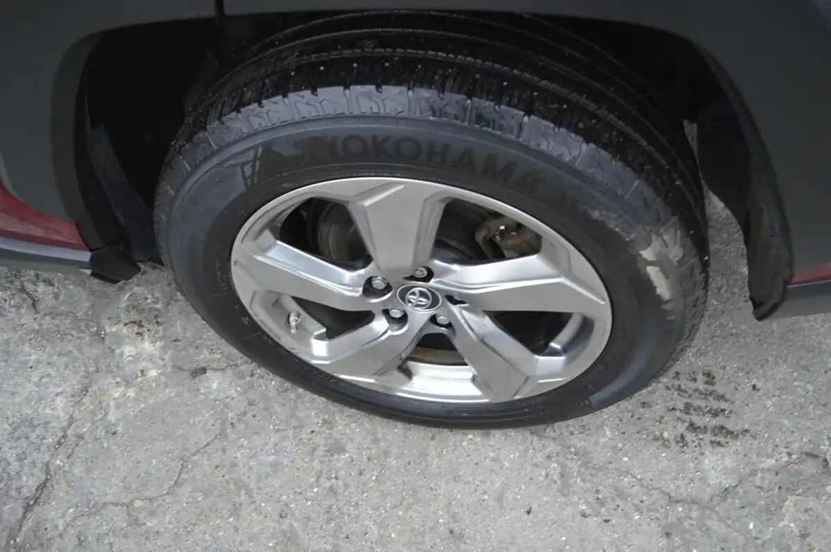 2019-toyota-rav4-25-vvt-i-excel-219bhp-premium-pack-big-24