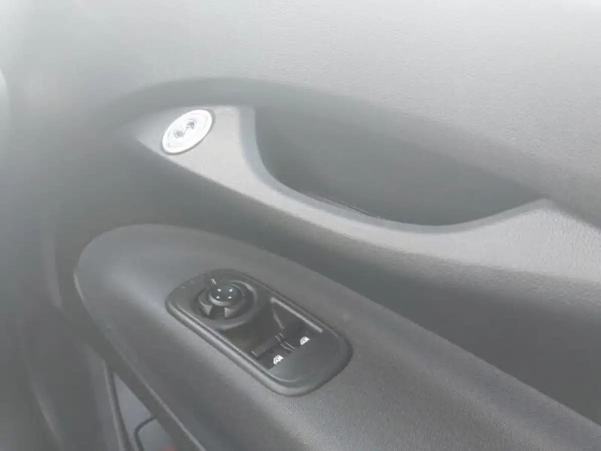 2023-fiat-500-e-icon-117bhp-big-9